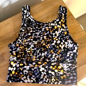 Lululemon Crop Workout Top NWOT